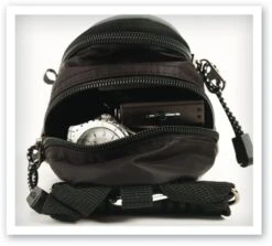 WinCraft Arkansas Razorbacks Mini Day Pack -Green And Swing Shop MiniDaypack Arkansas3