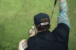 SNAPS Golf Ball Marker & Hat Clip -Green And Swing Shop SnapsGolfBallMarkerHatStrapClip White 4